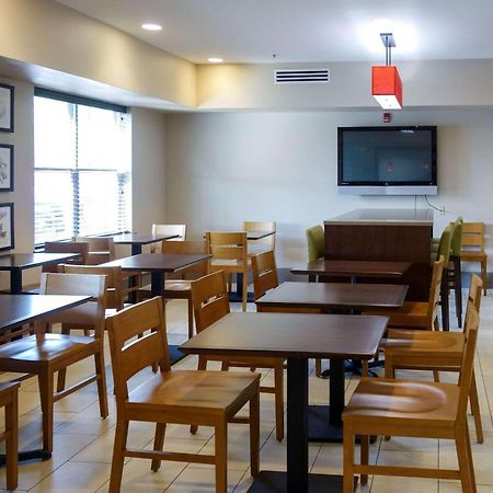 Country Inn & Suites By Radisson, Washington, Dc East - Capitol Heights, Md Dış mekan fotoğraf