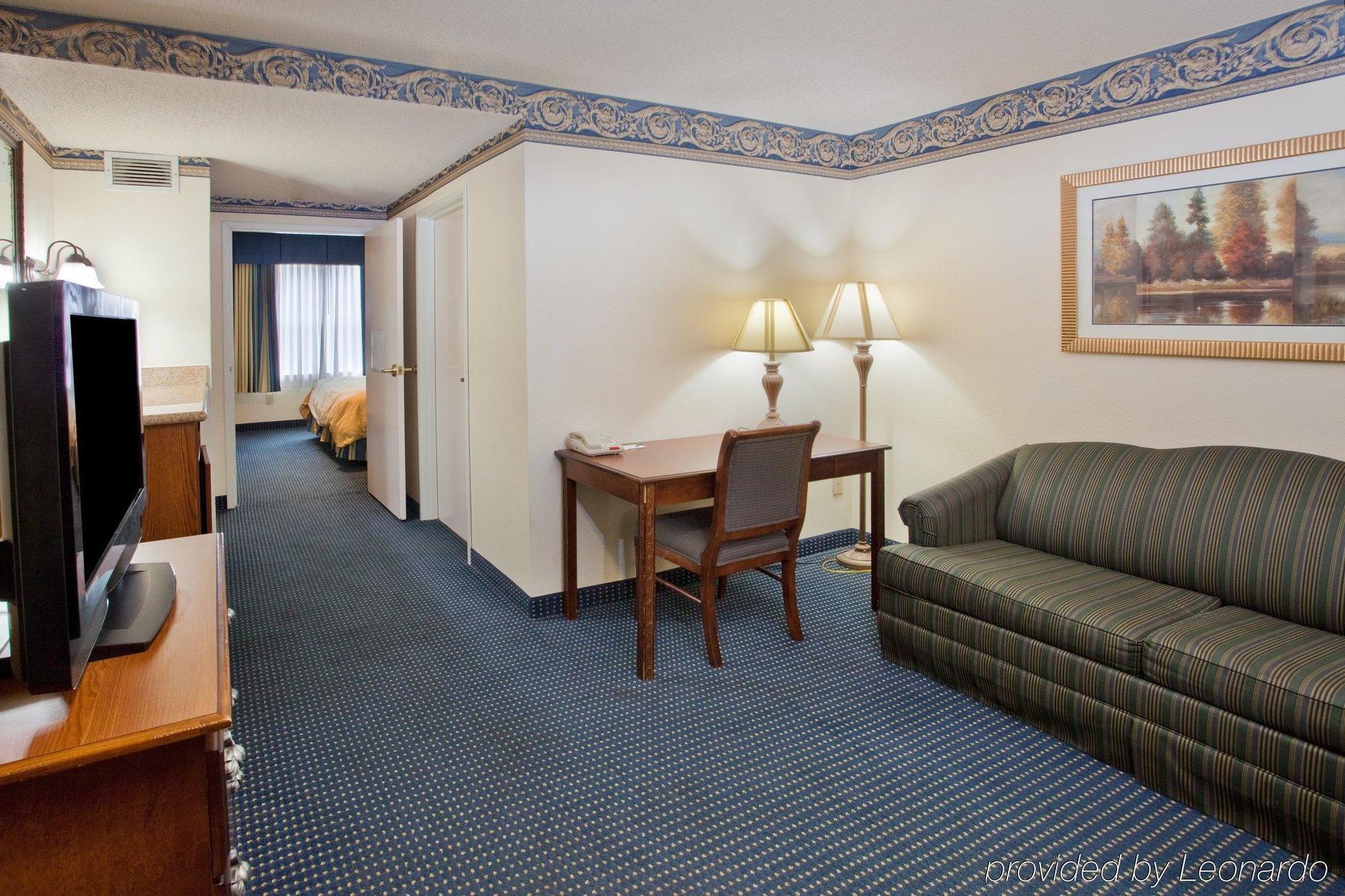 Country Inn & Suites By Radisson, Washington, Dc East - Capitol Heights, Md Oda fotoğraf